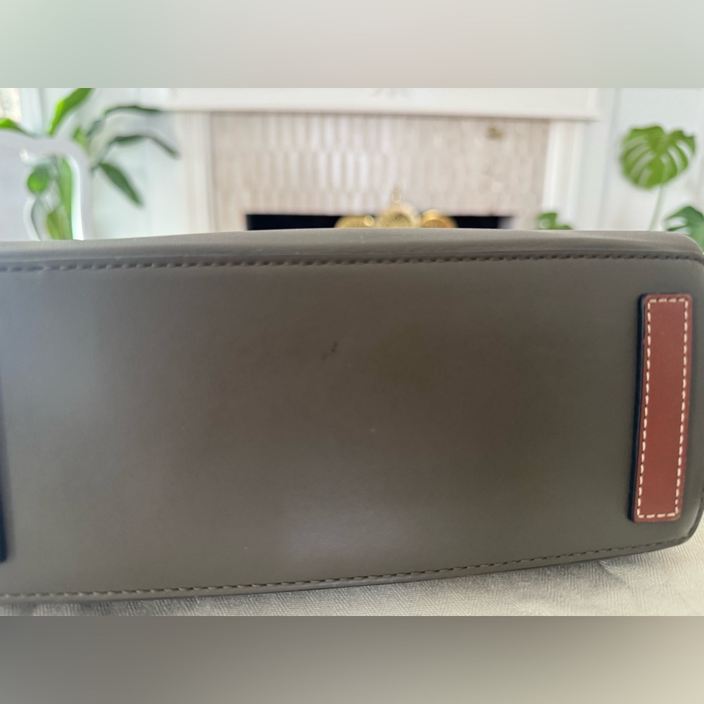 Calfskin Linen Mini Lazo Tote Khaki Green - Picture 10 of 12